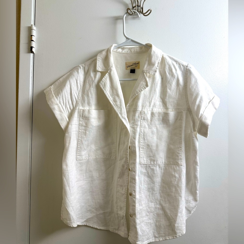 white button down short sleeve shirt
